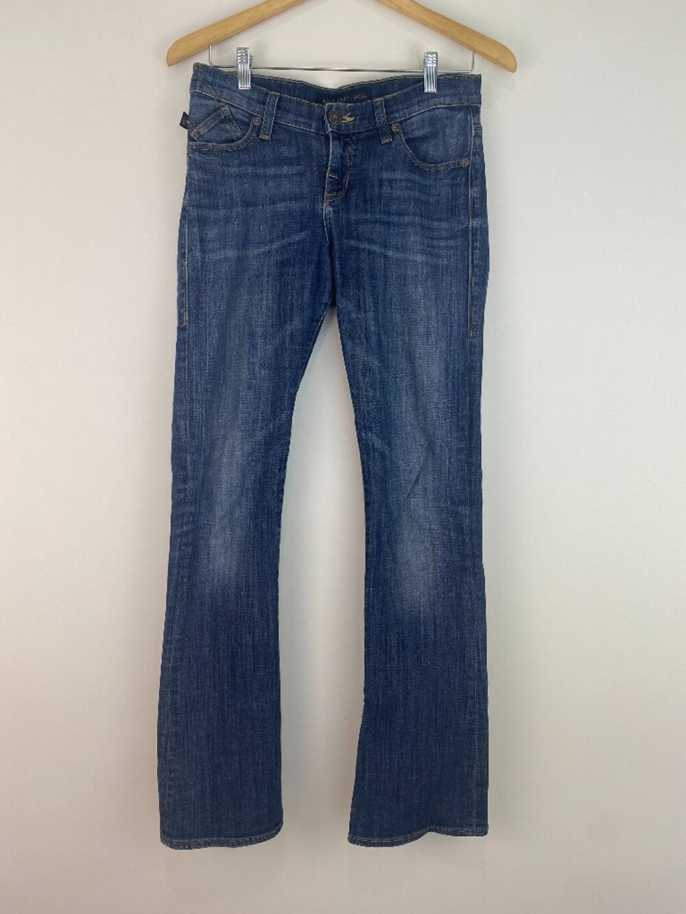 Rock & Republic Low Rise Bootcut Jeans Medium Wash Blue Size 4